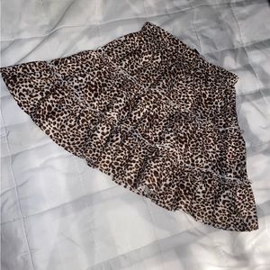 CHEETAH PRINT SKIRT size xs, stretchy so could fit a small/medium
